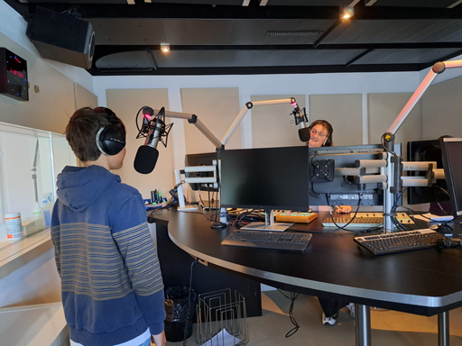 Radio 32